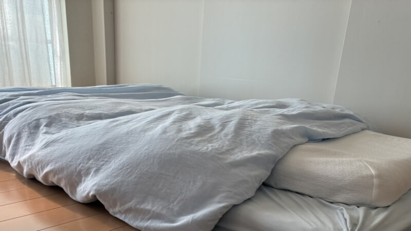 布団が敷かれている様子